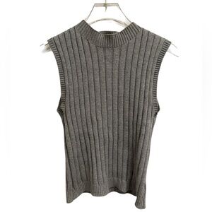 Forever 21 Ribbed Mock Neck Sleeveless Top - Gray